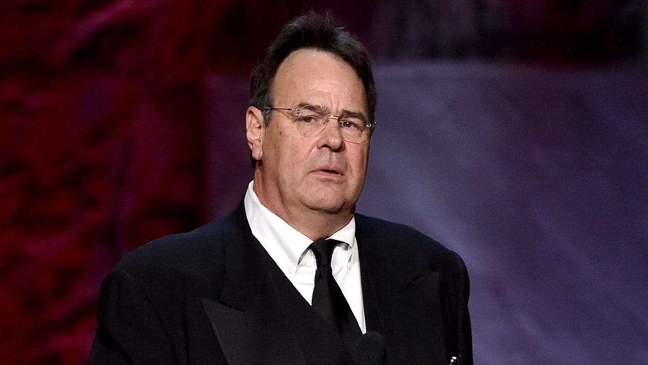 Dan Aykroyd contrasts Malibu wealth with the California homeless crisis