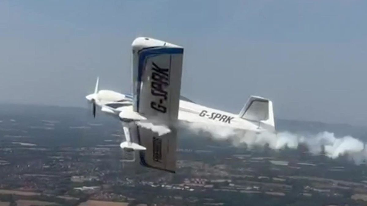 Airshow's fireworks axed after wildfire warning
