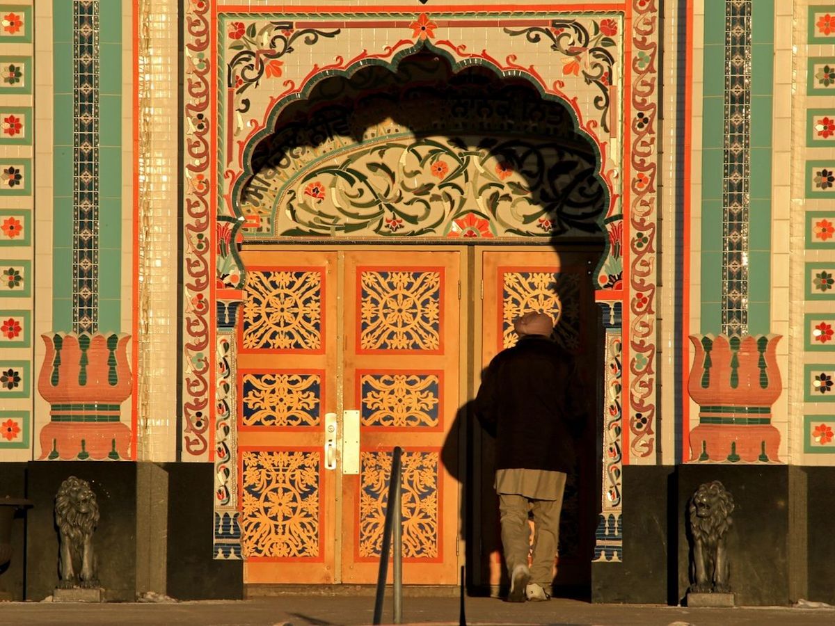 One arrested after double stabbing at Edmonton Sikh temple