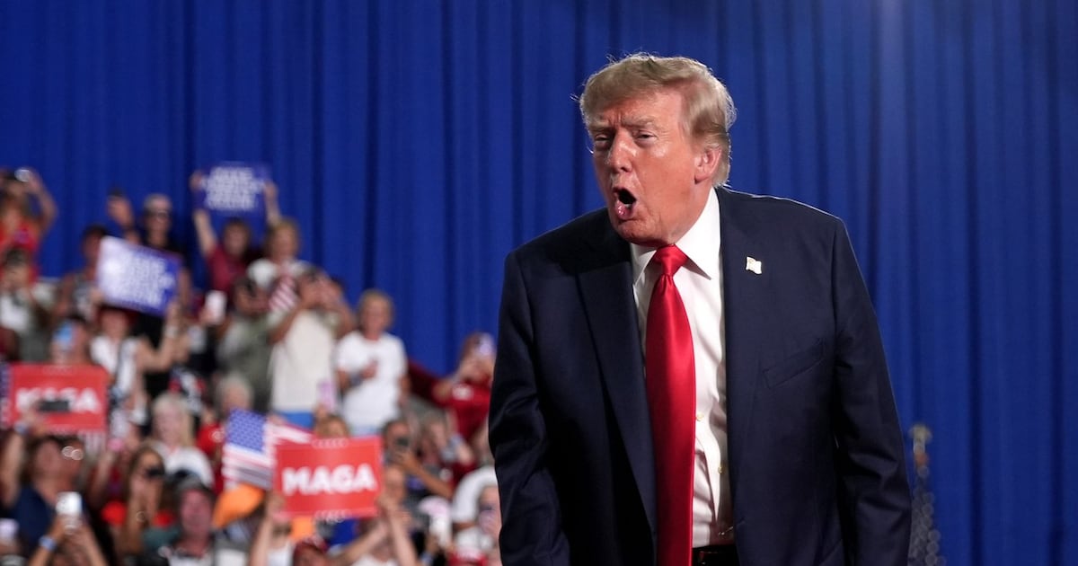 Canada-U.S. tariffs: Trump threatens 50% on autos, steel