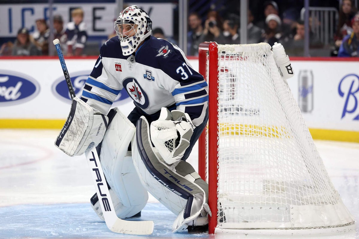 What should the Winnipeg Jets (or a trade partner) expect from Connor Hellebuyck?