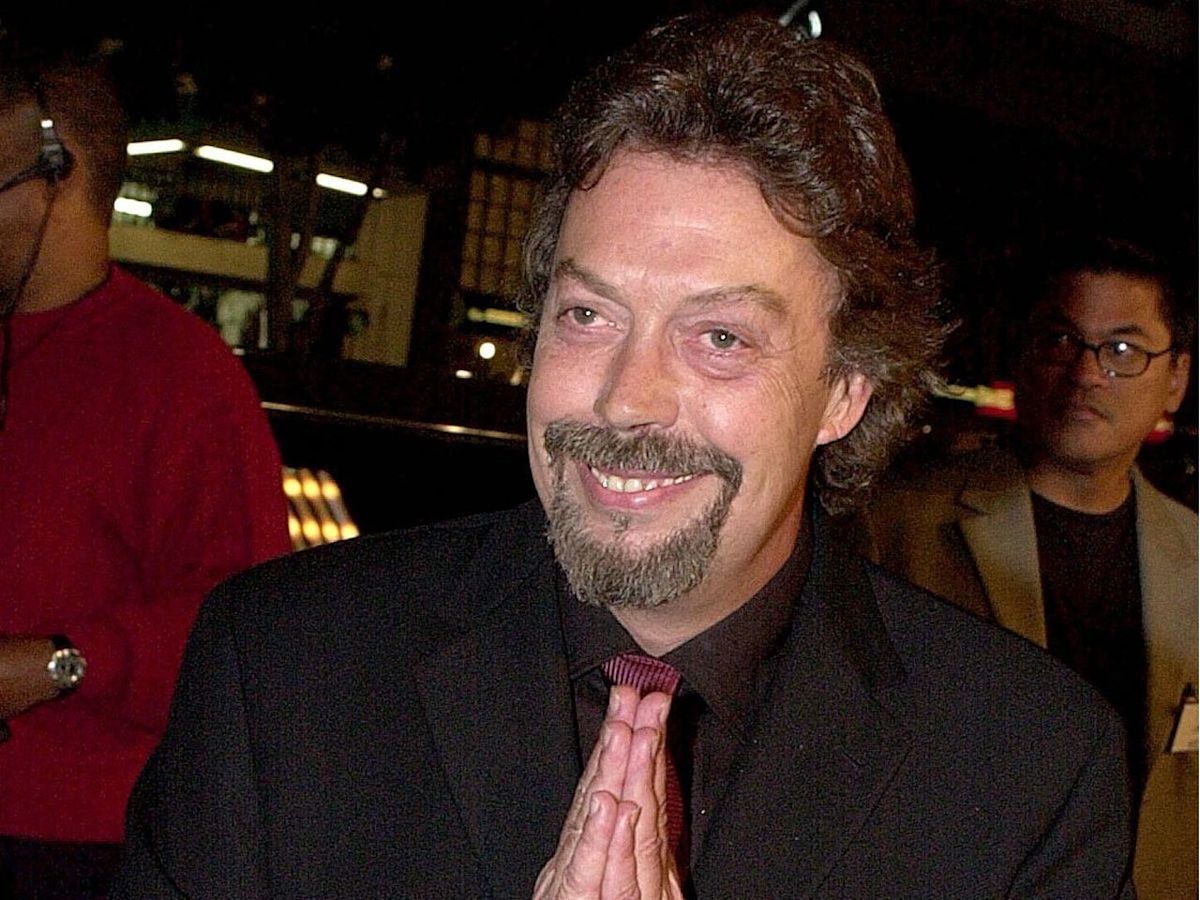 'Super funny and sassy': Tim Curry remembered by crew in Edmonton-shot Christmas in Wonderland