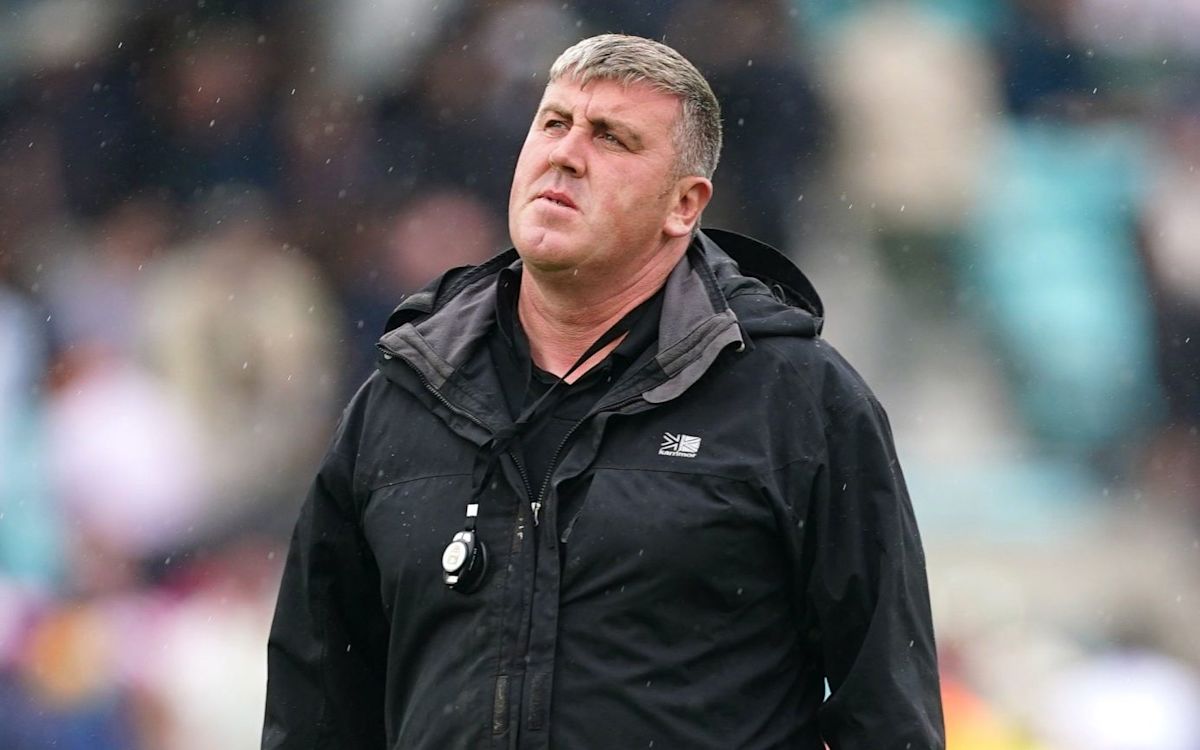 Surrey groundsman put on leave after row with ECB employee