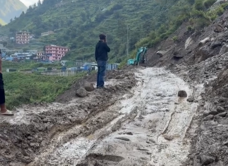 Vancouver man on expedition witnesses effects of flash flooding in Nepal : My East Kootenay Now