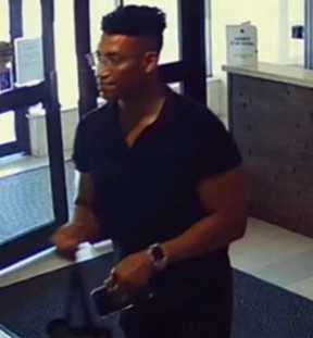 Elderly woman robbed of jewels during North York repair call - Canada