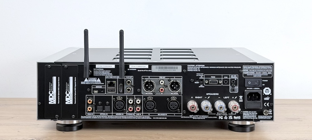 NAD M33 V2 Rueckseite
