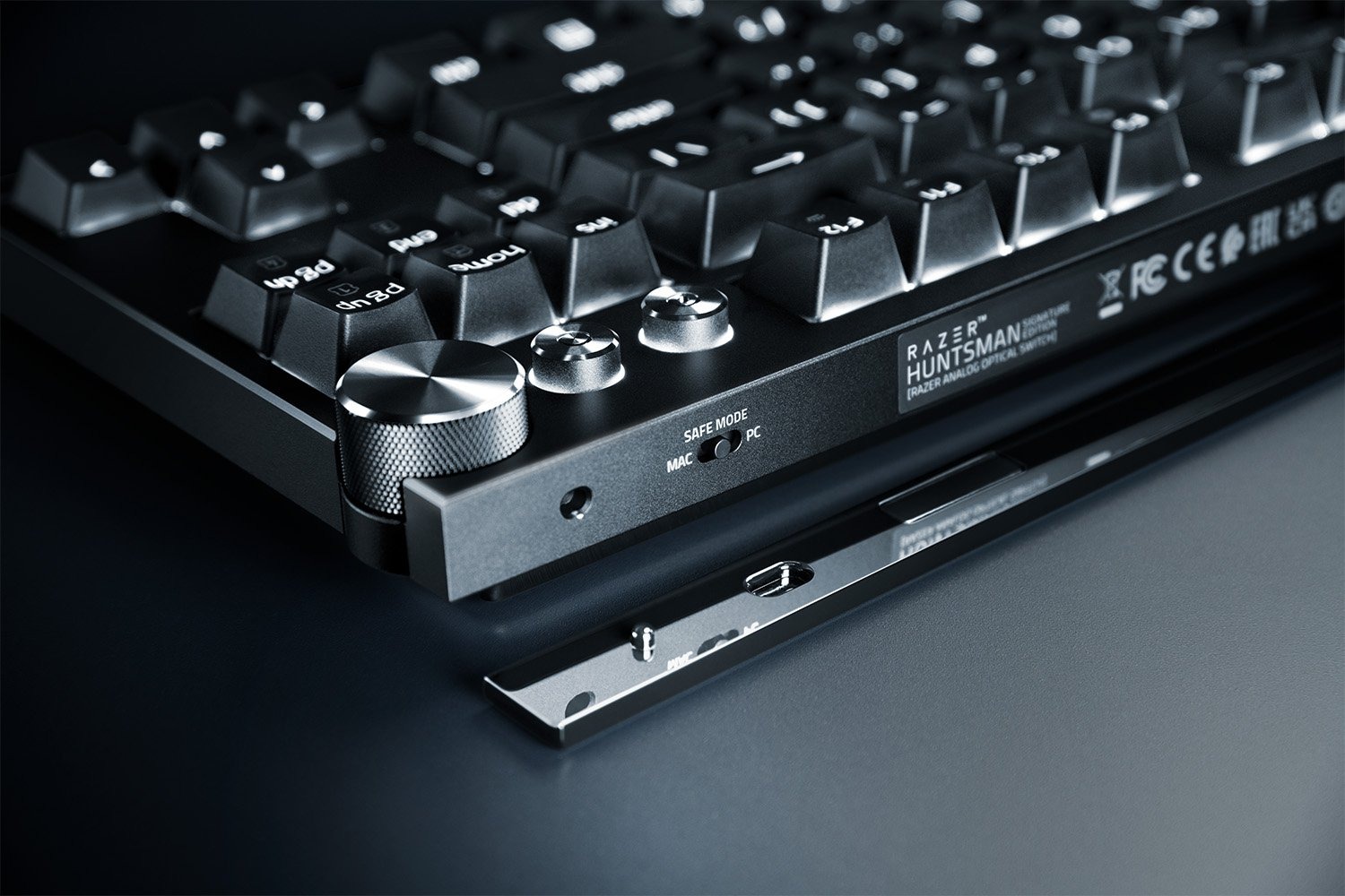 JVMag – Razer dévoile son nouveau clavier Huntsman Signature à 1337 exemplaires !