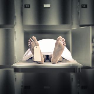 Dans un hôpital colombien, une femme est revenue à la vie après qu'elle a été déclarée morte. © tiero, Adobe Stock