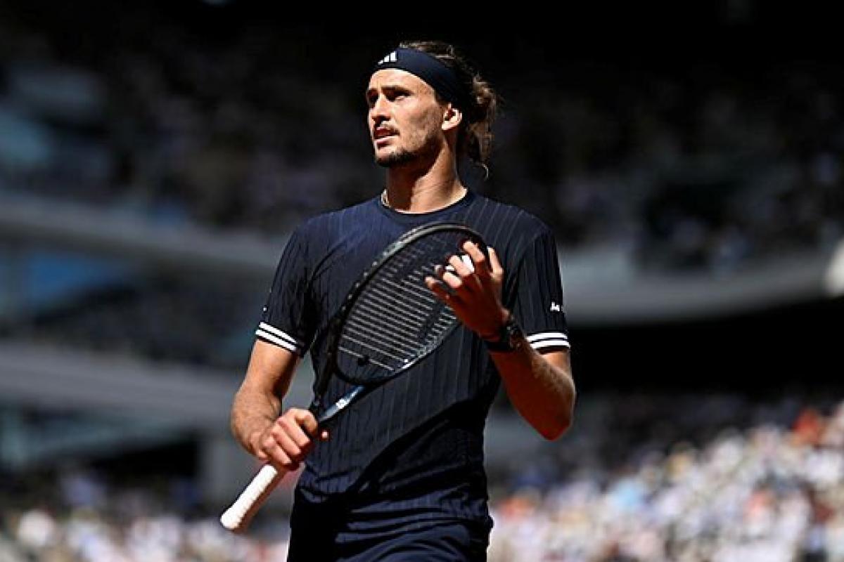 Alexander Zverev, une interview tendue après son sacre à Roland-Garros : « Je pense qu'on devrait arrêter, c'est mieux »