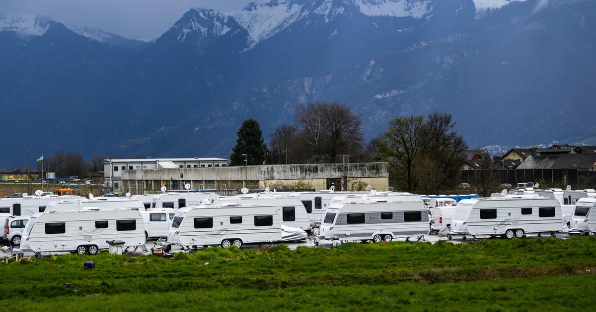 Des gens du voyage refusent de quitter l'aire vaudoise de Rennaz malgré la limite de trois mois