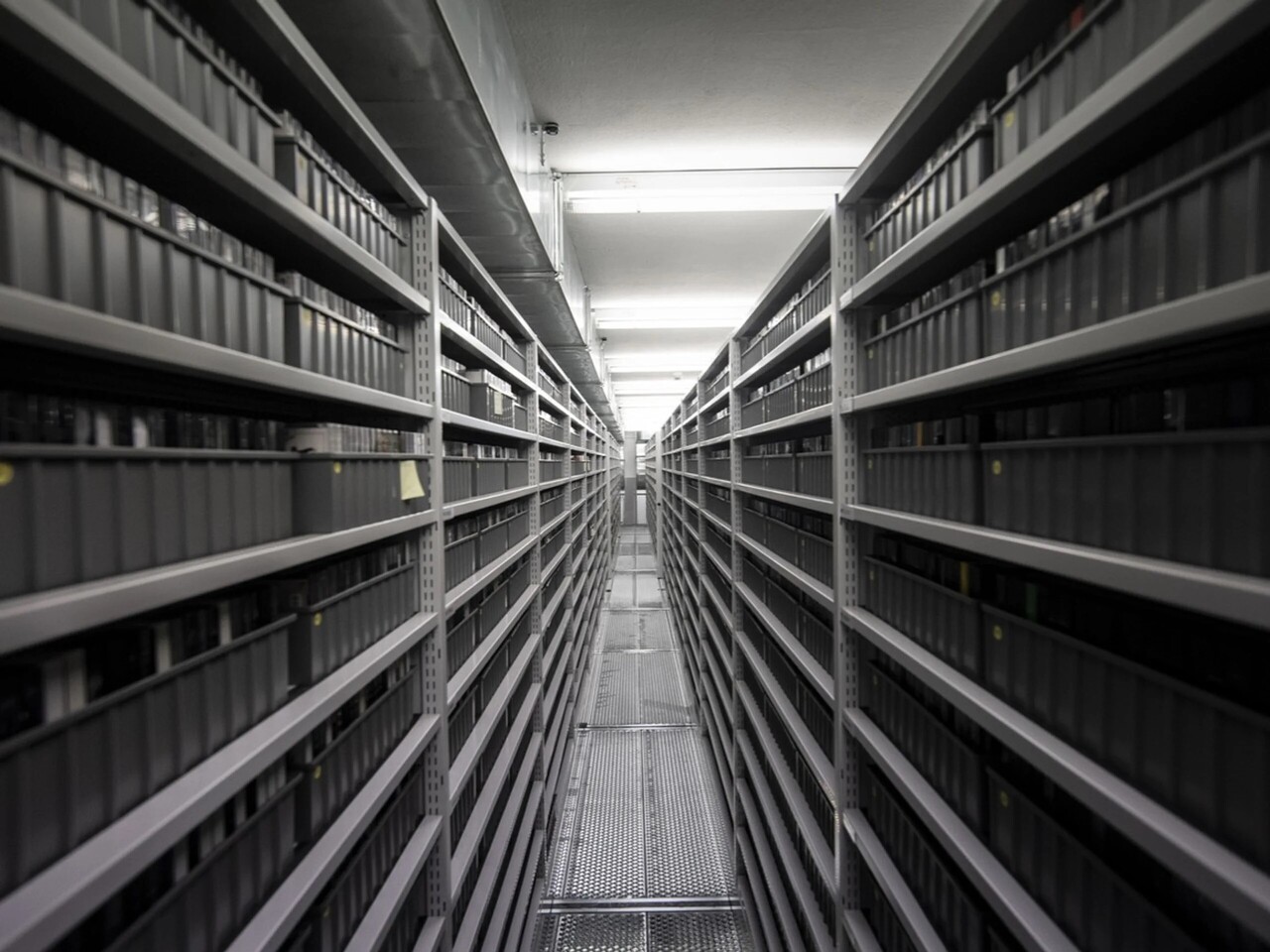 Des centaines de milliers d'enregistrements sonores font de la Fonoteca la mémoire sonore de la Suisse (20.05.2019). [KEYSTONE - Ti-Press/Pablo Gianinazzi]