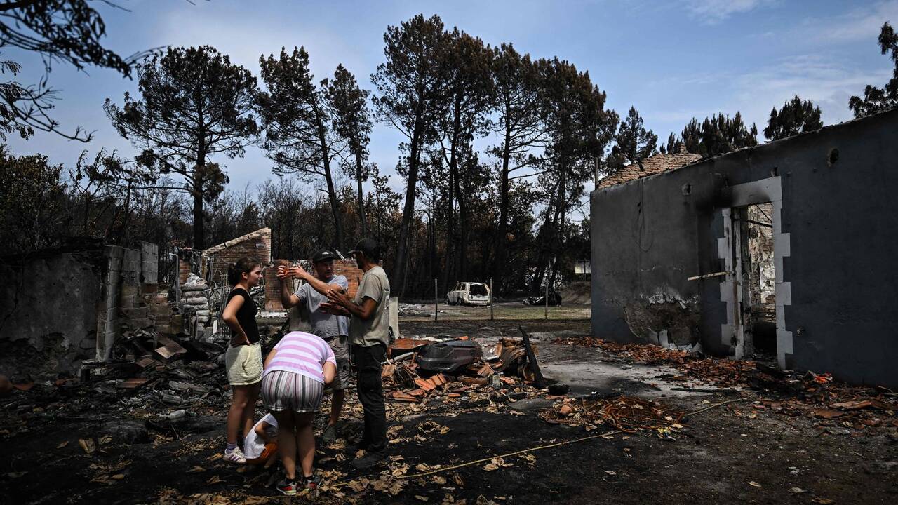 Accusation d’abandon, théorie du complot… Comment les incendies en Gironde ont alimenté la défiance envers l’Etat