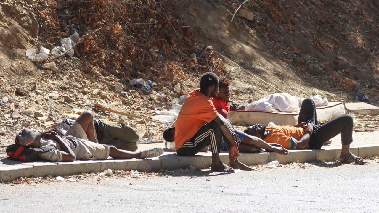 Vu d’Espagne. À Ceuta, des centaines de migrants mineurs pris en charge, tant bien que mal, par les autorités