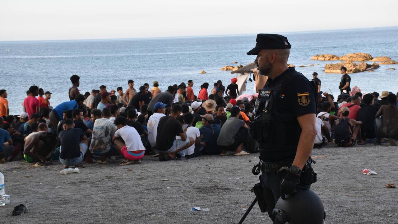 Le dirigeant de Ceuta veut «confiner» les migrants avant leur expulsion