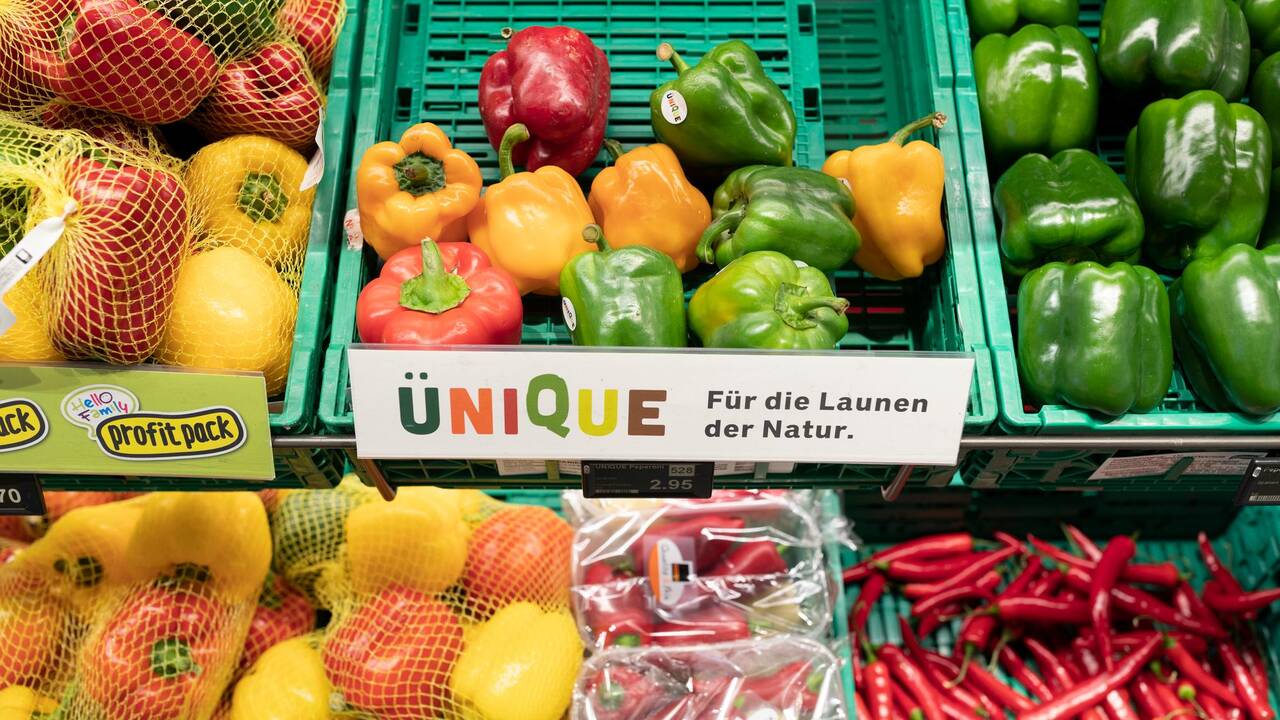 Sous l’effet du climat, les fruits et légumes imparfaits sont voués à se démocratiser dans les rayons suisses