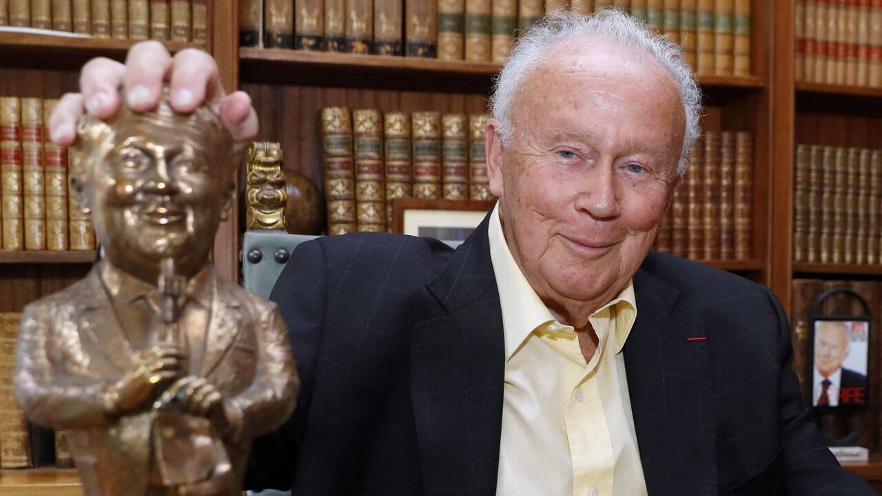 Le journaliste et animateur radio Philippe Bouvard, créateur de l’émission «Les Grosses Têtes», est mort à 96 ans