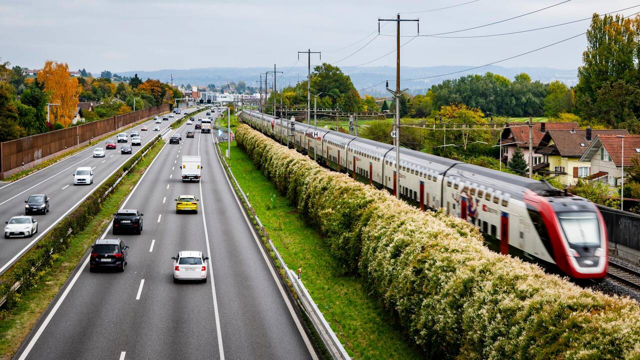 En raison d’un incendie à Ecublens, la ligne ferroviaire Lausanne-Genève subit d’importantes perturbations