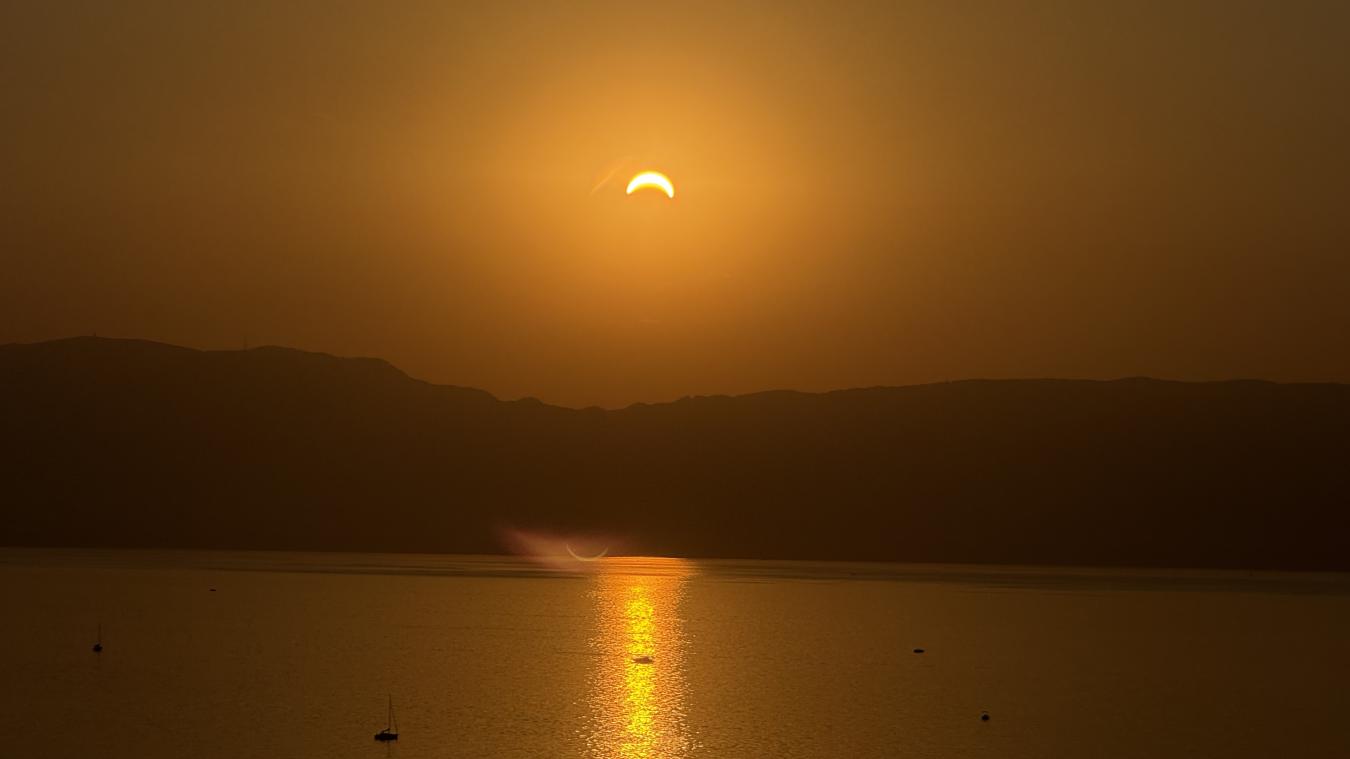 Eclipse solaire totale 2026 : les plus belles photos en Haute-Savoie