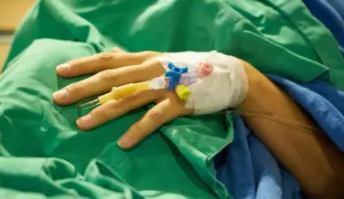 Cancer du sein : cette technique inédite permet une mastectomie et une reconstruction en une seule opération