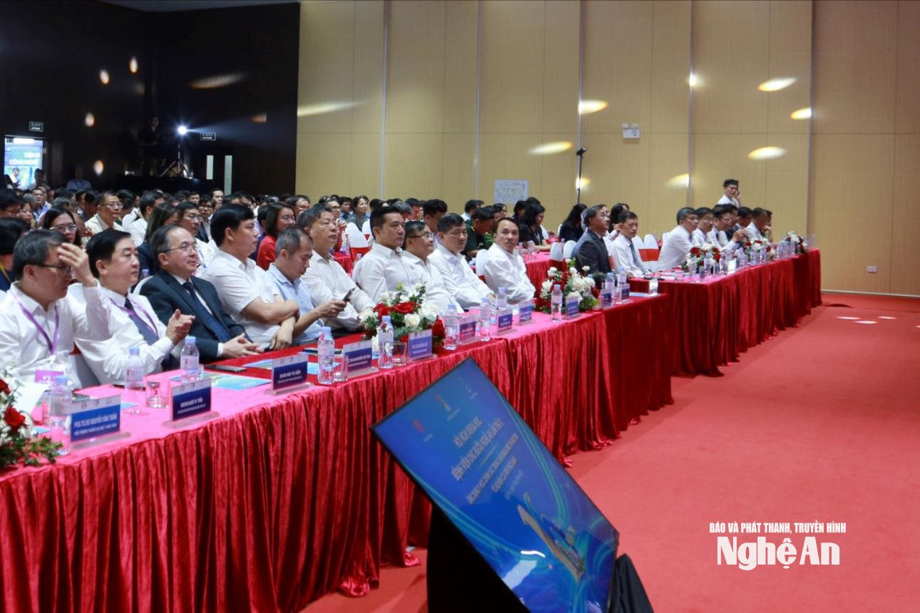 bna_-cac-dai-bieu-tham-du-khai-mac-hoi-nghi-77428ac09b7196c0f52e0621e67b352f(1)_watermarked.jpg