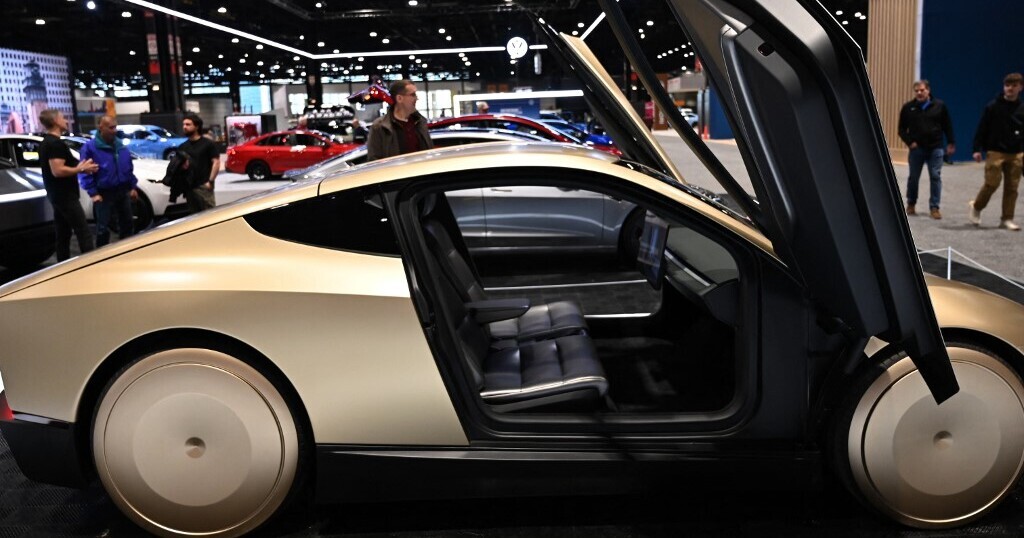Tesla Cybercab : lancement du robotaxi sans volant ni pédales