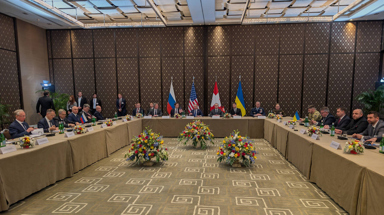 First day of Ukraine-Russia talks to end war conclude in Geneva