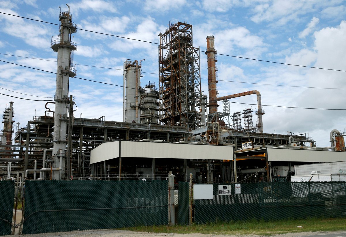 Phillips 66, Citgo seek to buy crude directly from Venezuela
