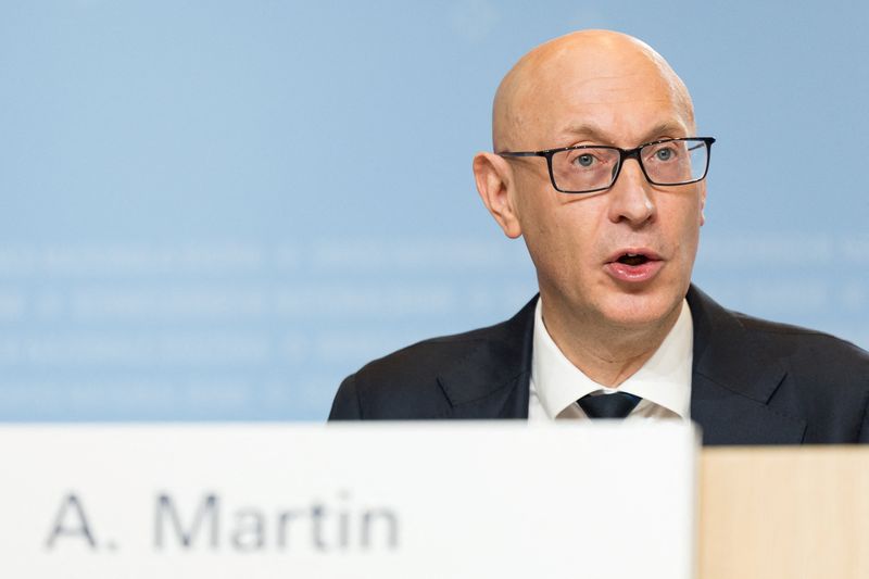 Swiss National Bank's willingness to intervene has risen, Vice Chairman says