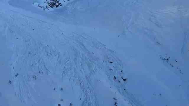 Val Ridanna avalanche seen from above