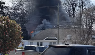 Officials responding to New Bern structure fire