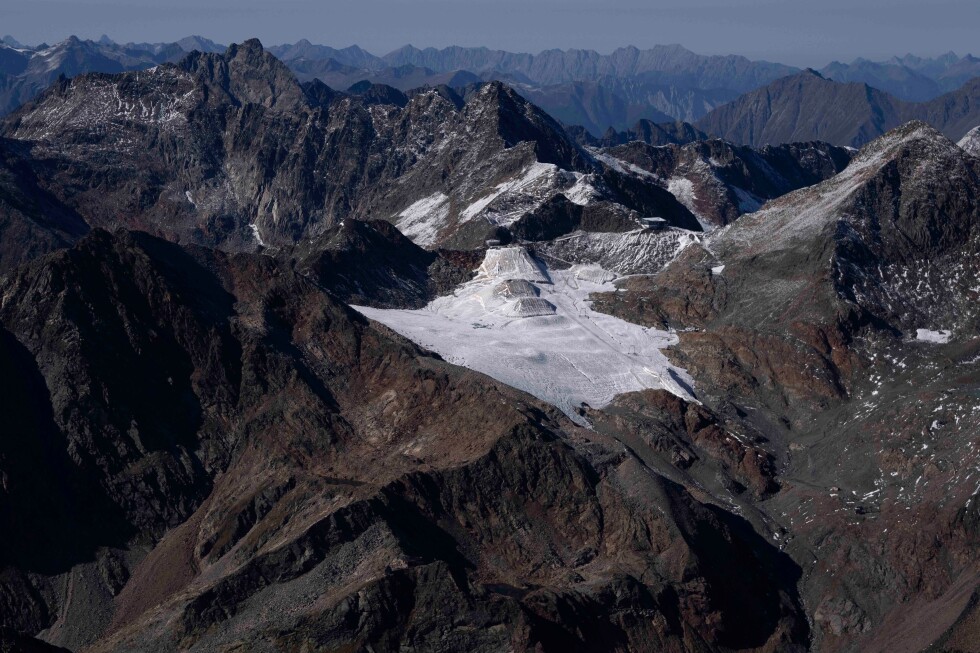 Austria's glaciers retreat as climate change impacts Alpine region