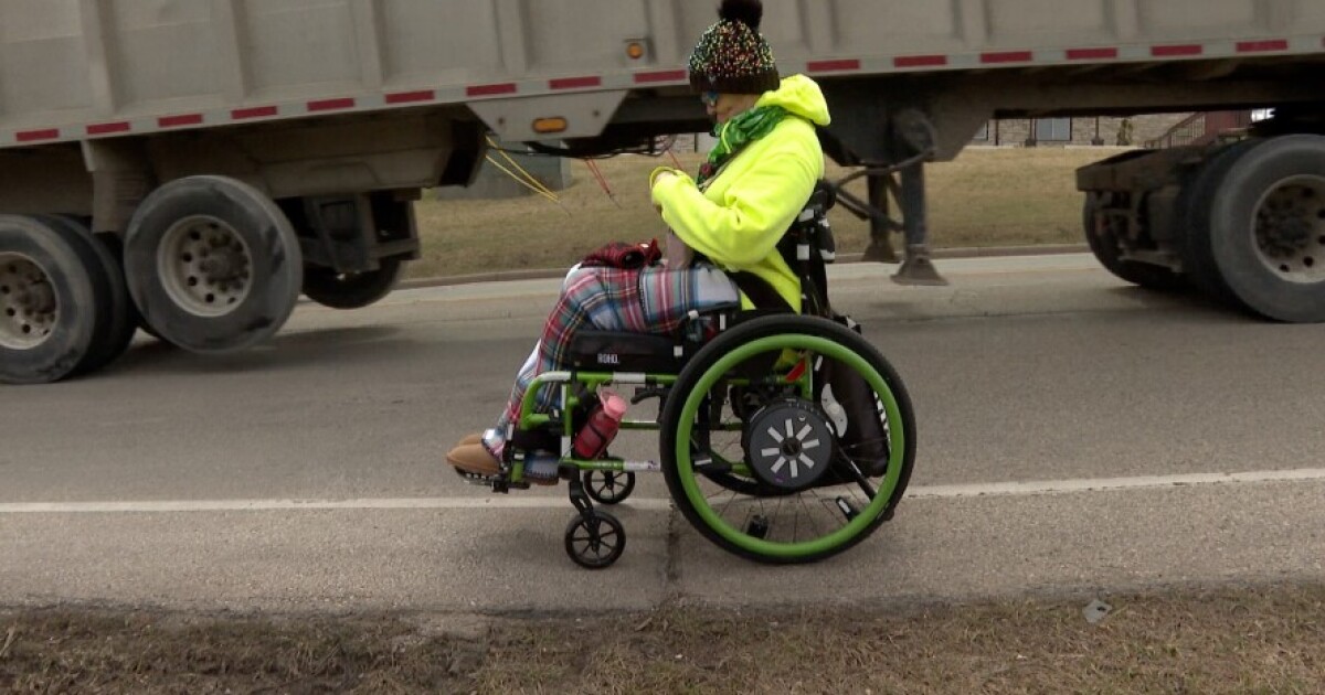 Wheelchair-bound Lake Geneva woman ready for future Highway 50 sidewalk