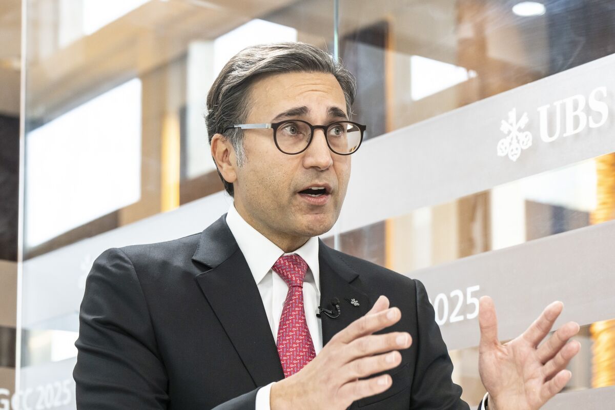 UBS’s Khan says AI will have ramifications on jobs