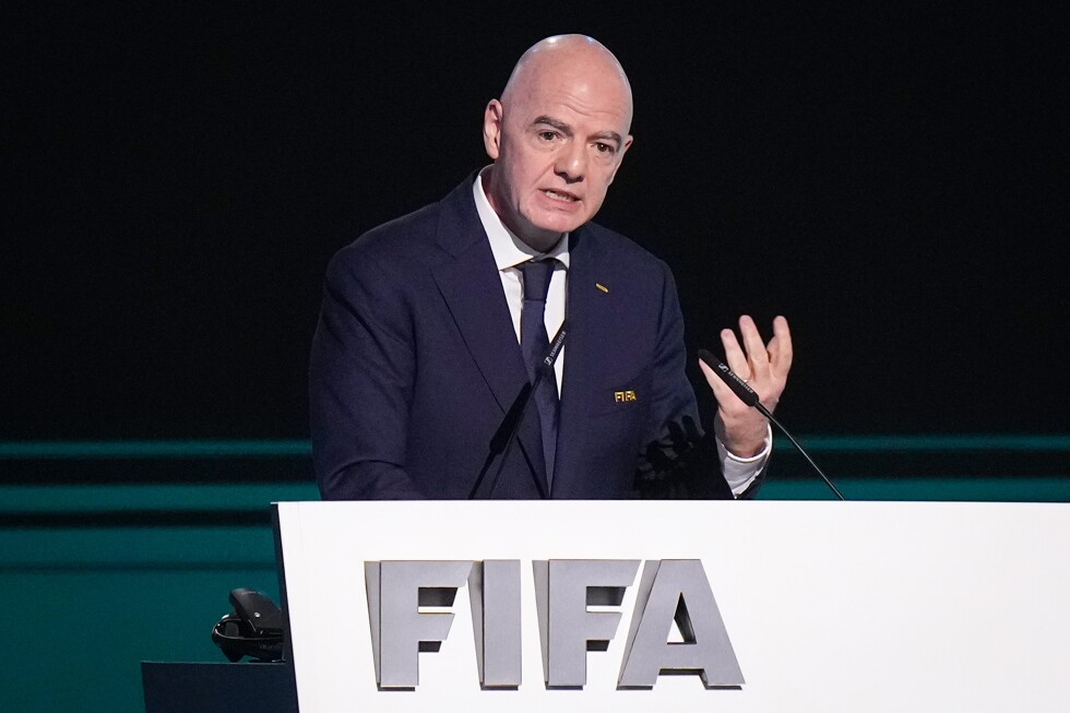 Iran soccer officials to meet FIFA in Zurich and plan for World Cup