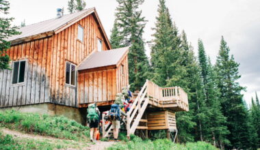 How to Go Hut-to-Hut Hiking in Colorado