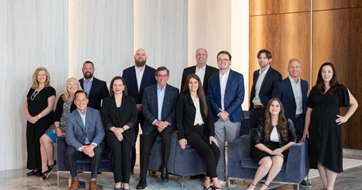 Wells Fargo continues recruiting run with $1.6B AUM UBS team