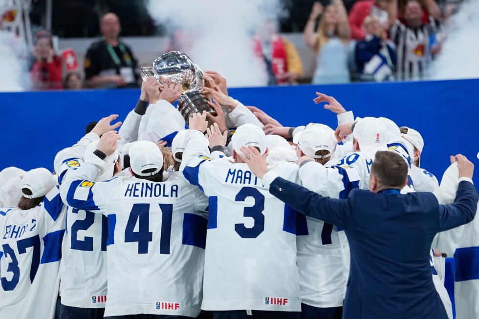 Finland beats Switzerland 1-0 in overtime to win men's ice hockey world championship