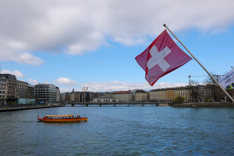 Switzerland votes on proposal to cap population at 10 million