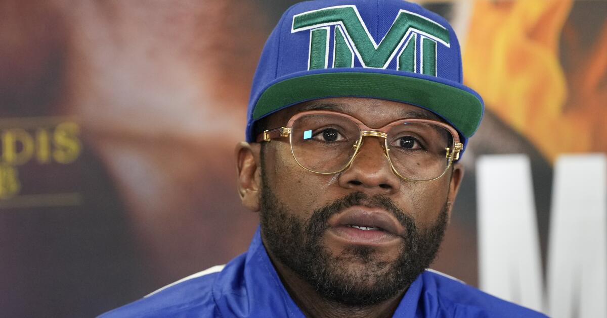 'Money' Mayweather faces felony theft charges over unpaid Swiss watch