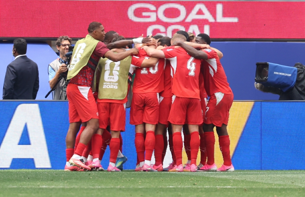 Swiss use hydration break to power past Bosnia and take control of Group B