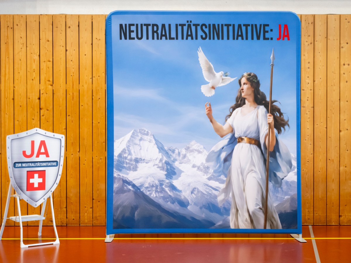 Poll suggests little appetite for Swiss neutrality initiative