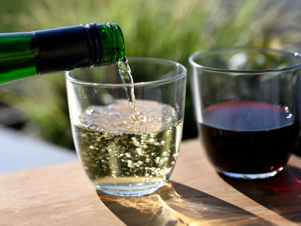 Swiss wine import limits come under fire