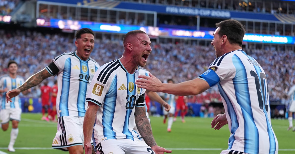 Messi and Mac Allister give Argentina 1-0 lead over Swiss in World Cup quarterfinal