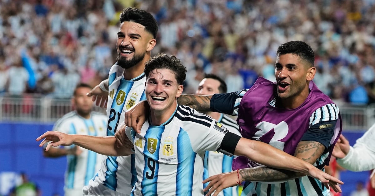 Julián Alvarez's strike sends defending champion Argentina back to World Cup semifinals