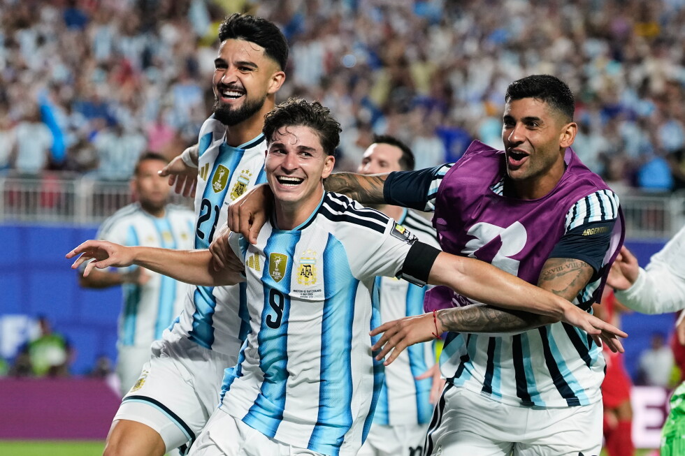 Argentina tops Switzerland, England beats Norway in World Cup quarterfinals, in photos