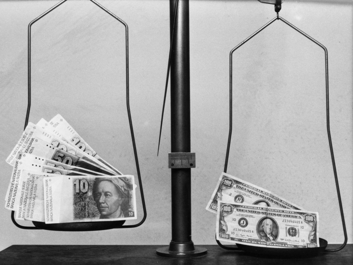 Switzerland remains on US currency manipulators list