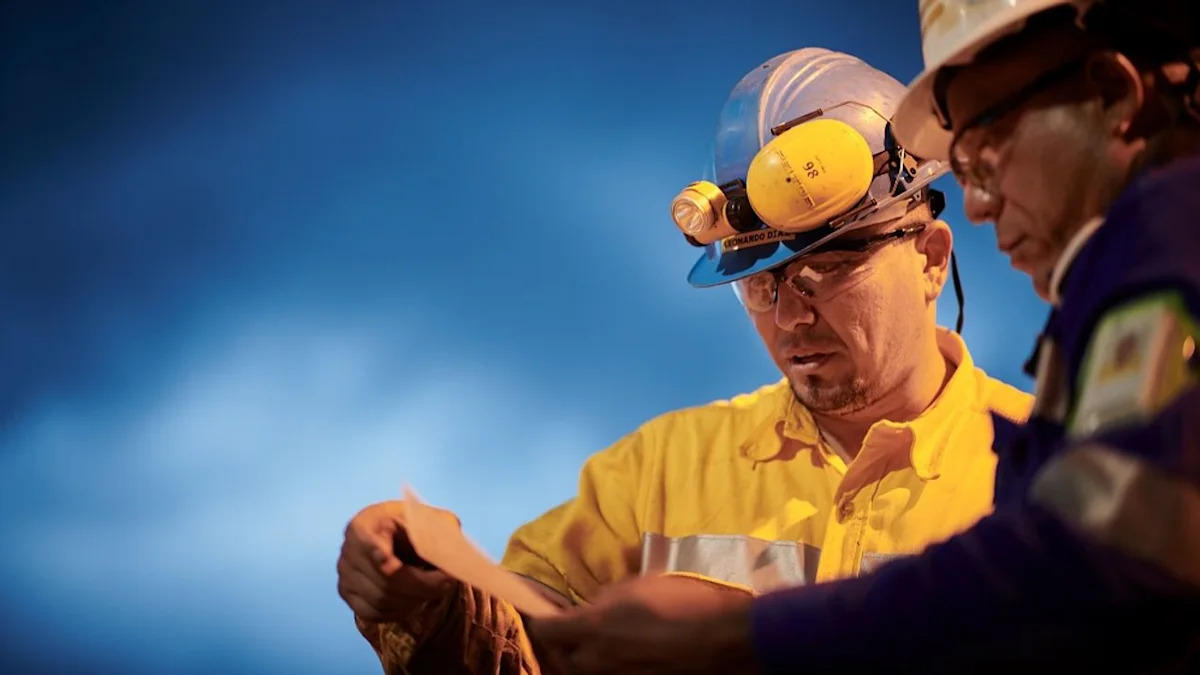 Glencore blessed by a lack of iron, bullish broker eyes copper and coal value