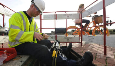 UBS warns of wholesale threat to broadband profits, stays negative on BT and Vodafone
