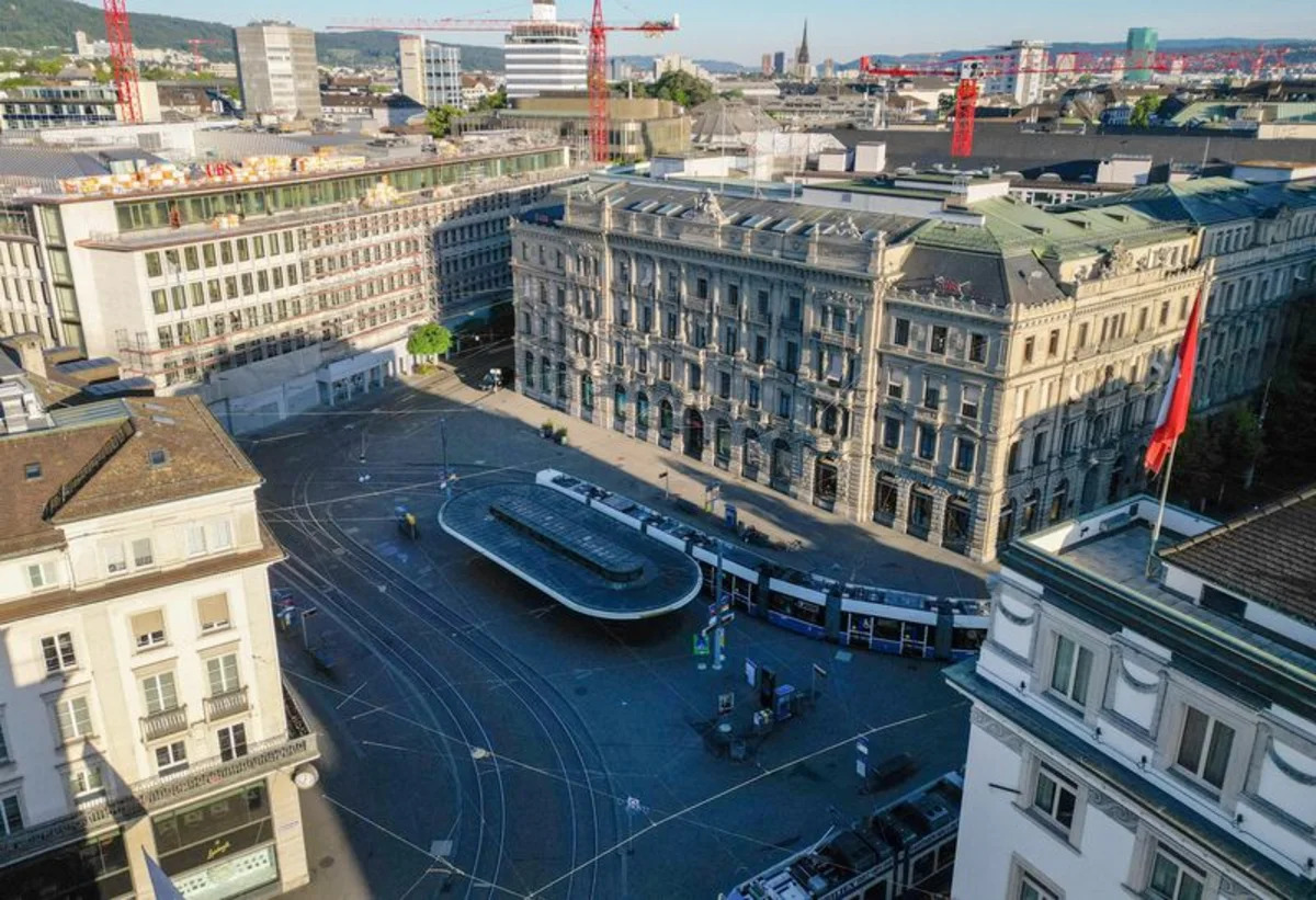 Analysis-Swiss lawmakers eye UBS rules balancing stability and competition concerns