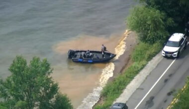 3 dead and 7 rescued after boat capsizes in storm on Wisconsin's Lake Geneva